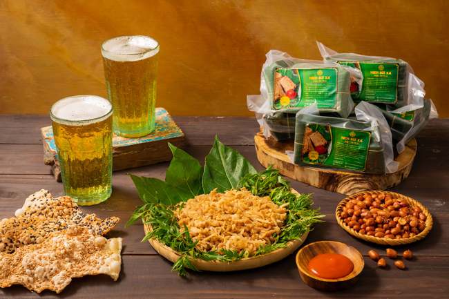 Hoạt động sản xuất Nem Bùi hàng loạt với dây chuyền sản xuất hiện đại